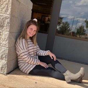 Meet your Posher, Chloe